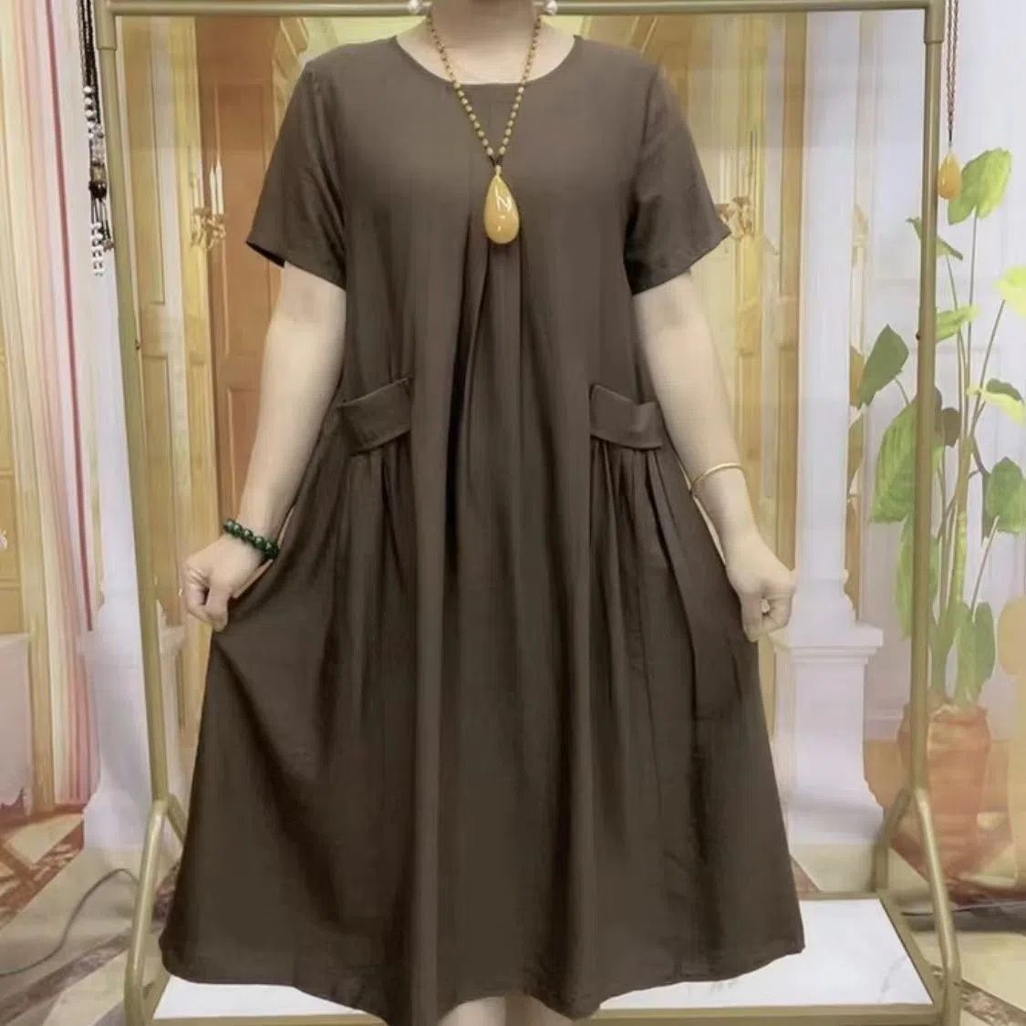 Fashion Leisure Anti-aging Double-sided Solid Color Large Plate Pocket Dress